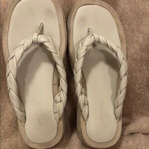 Vince Cream Braided Sandals Minimalist Design - size 5.5